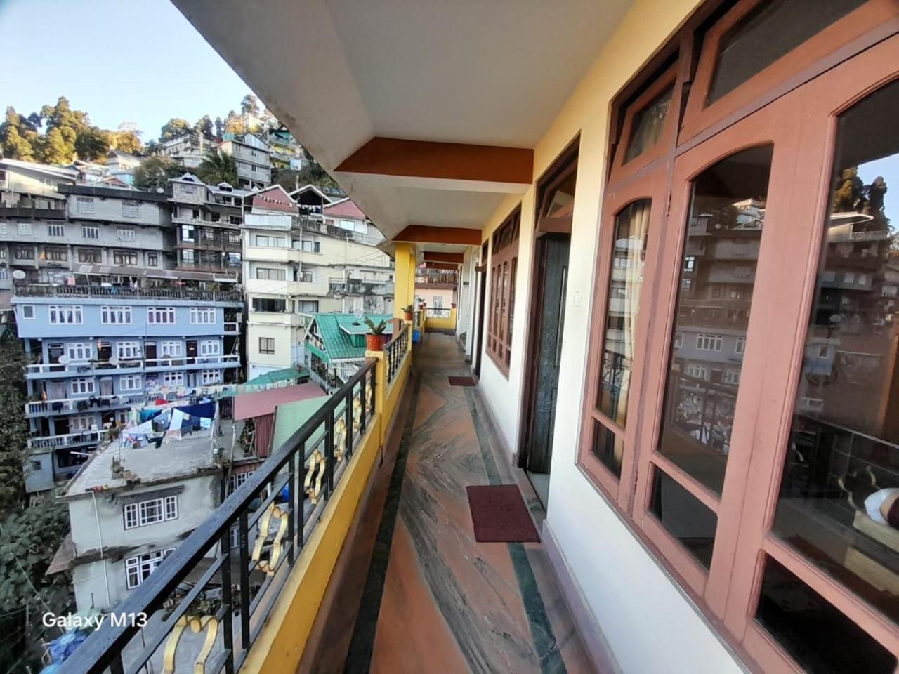 Hotel Jaswin Shanti Priya Darjeeling  Exterior foto